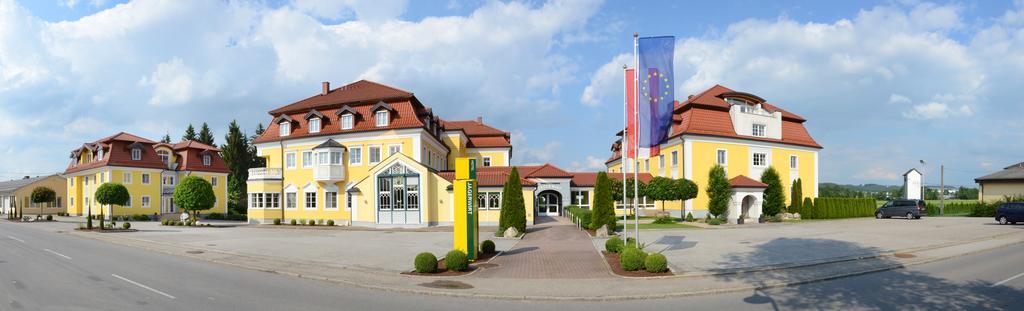 Gasthof Hotel Jaegerwirt Strasswalchen Εξωτερικό φωτογραφία