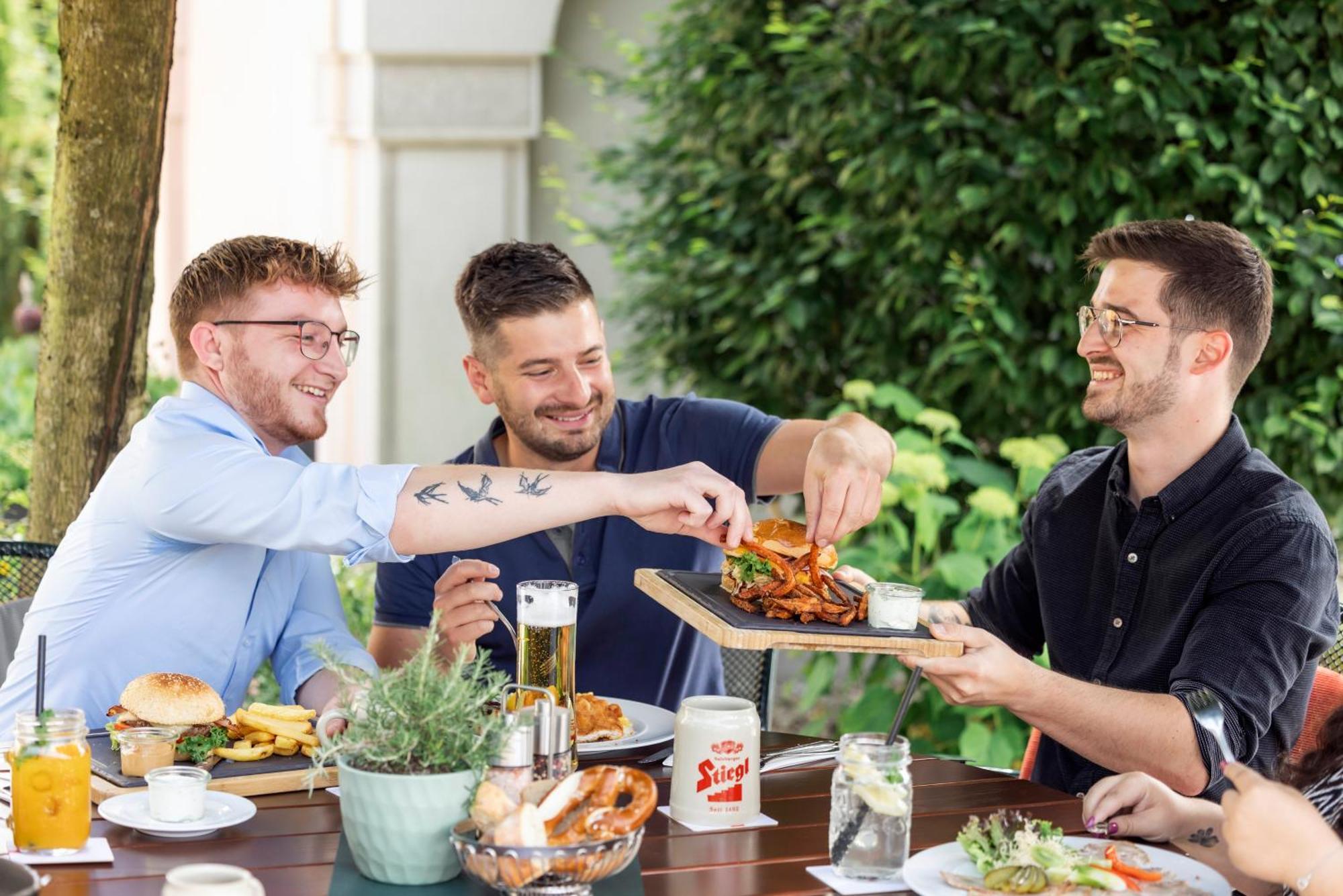 Gasthof Hotel Jaegerwirt Strasswalchen Εξωτερικό φωτογραφία