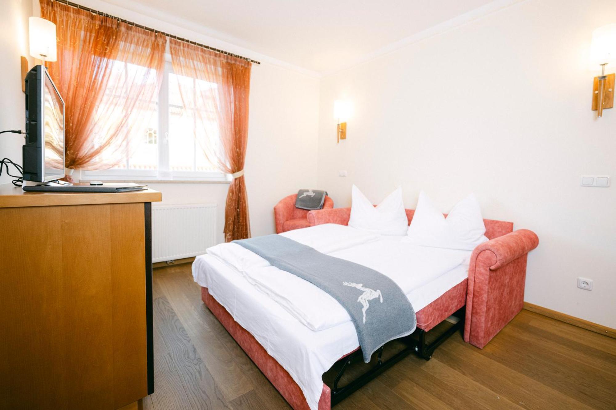 Gasthof Hotel Jaegerwirt Strasswalchen Εξωτερικό φωτογραφία