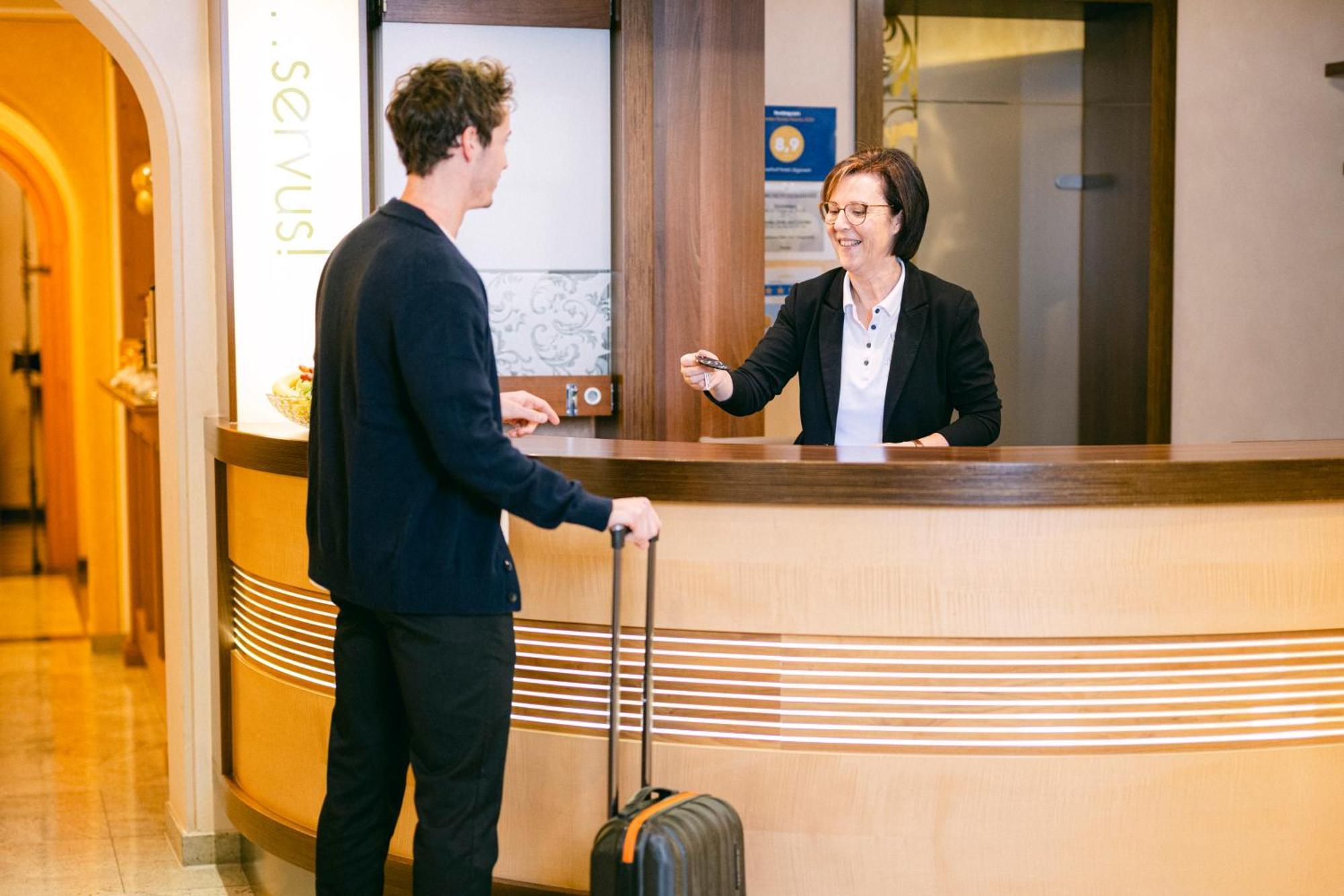 Gasthof Hotel Jaegerwirt Strasswalchen Εξωτερικό φωτογραφία
