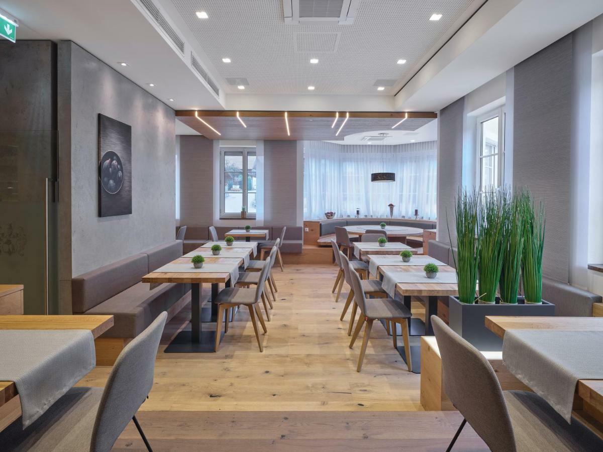 Gasthof Hotel Jaegerwirt Strasswalchen Εξωτερικό φωτογραφία